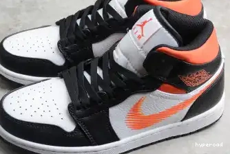 Hyperoad AIR ZAG JORDAN ZIG MID 1 0604
